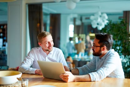 Wat is het verschil tussen een ERP-systeem en een CRM-systeem?